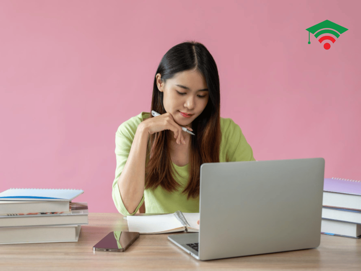 Đại học từ xa là hình thức đào tạo Đại học trực tuyến