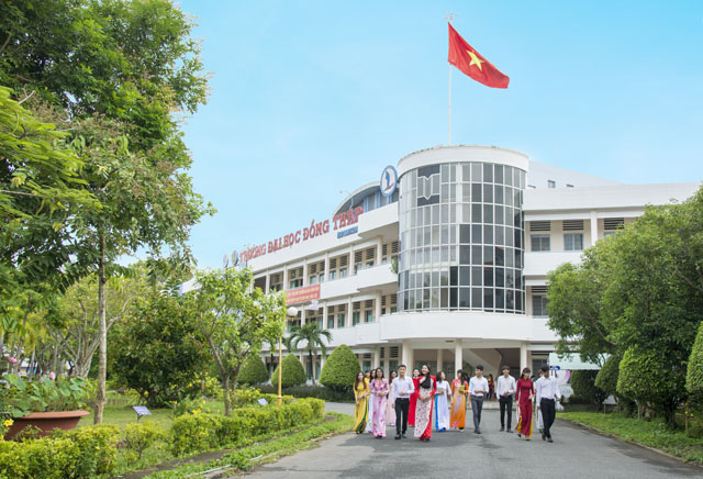 Khung cảnh trường Đại học Đồng Tháp