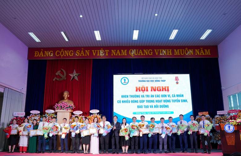 Lễ công bố quyết định công nhận hiệu trưởng trường đại học Đồng Tháp nhiệm kỳ 2025 – 2030 và tri ân các đối tác trong tuyển sinh, đào tạo & bồi dưỡng